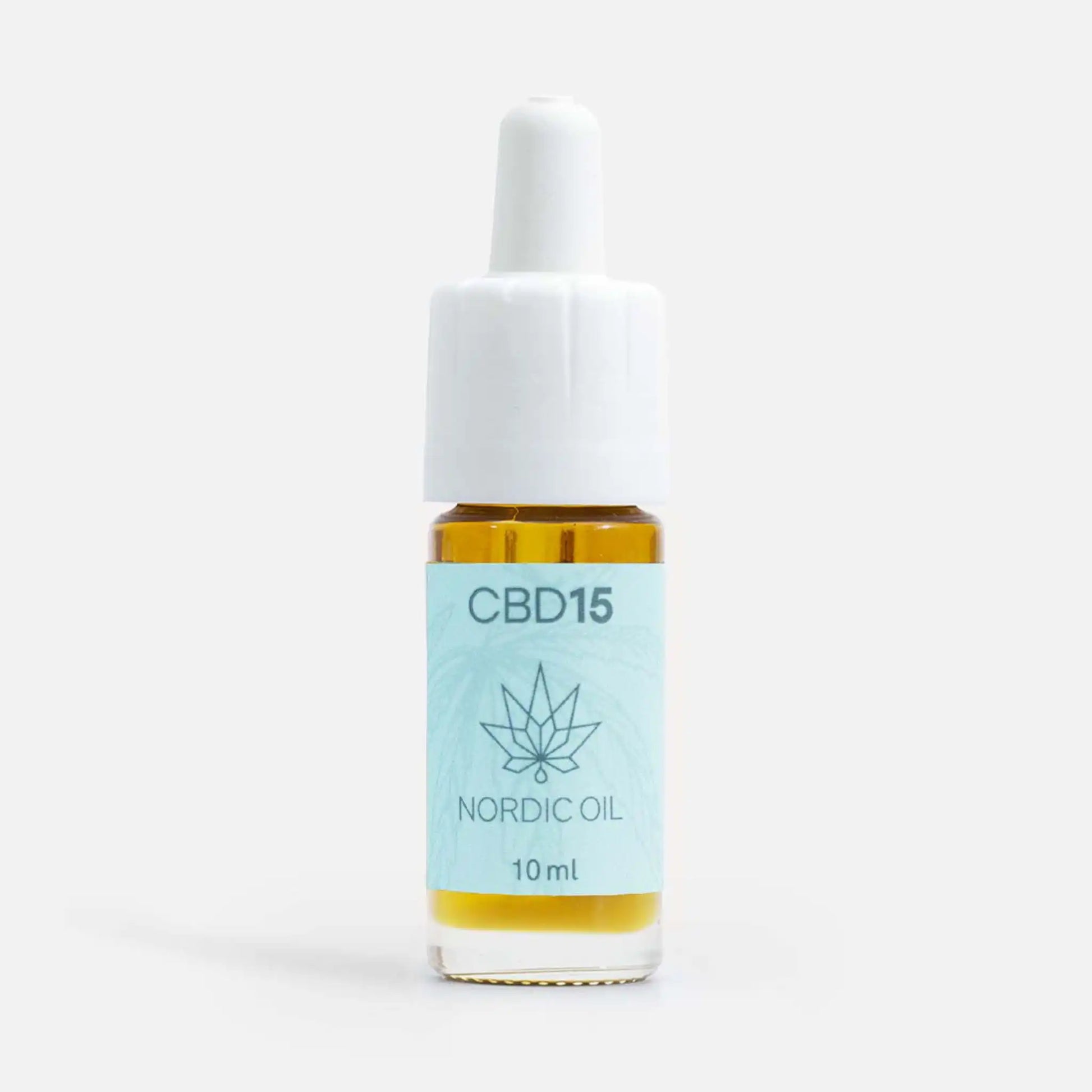 10 ml flaska med 15 % Fullspectrum CBD-olja.